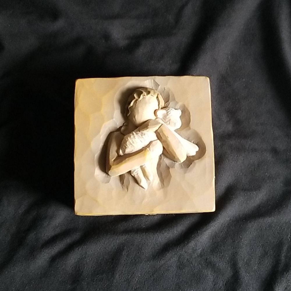 Willow tree box